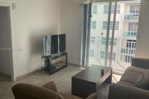 Condominio en Miami Beach, Florida, 1 dormitorio  № 2010663