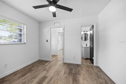 Casa en venta en Tampa, Florida, 4 dormitorios, 131.92 m2 № 2096708 - foto 26
