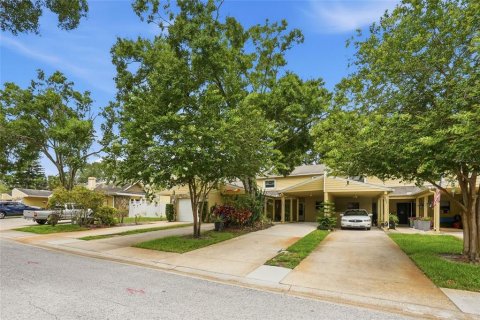 Townhouse in Palm Harbor, Florida 2 bedrooms, 106.84 sq.m. № 2199127 - photo 2