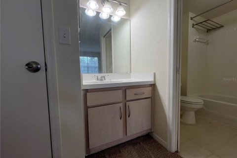 Copropriété à louer à Orlando, Floride: 2 chambres, 100.33 m2 № 2434554 - photo 12