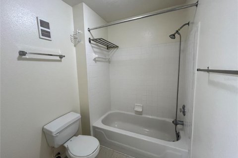 Copropriété à louer à Orlando, Floride: 2 chambres, 100.33 m2 № 2434554 - photo 13