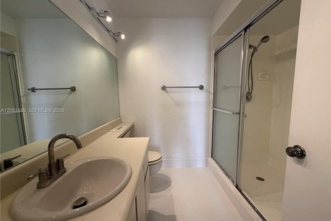 Touwnhouse à louer à Pembroke Pines, Floride: 3 chambres, 101.73 m2 № 2266235 - photo 14