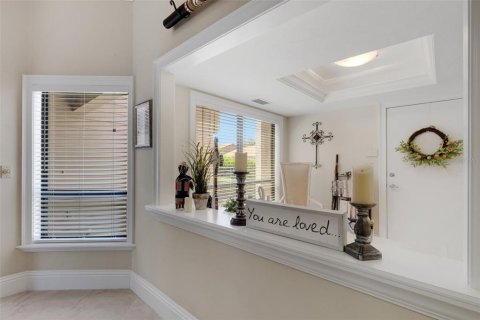 House in Sarasota, Florida 2 bedrooms, 171.5 sq.m. № 2215923 - photo 19
