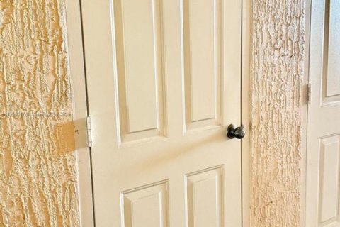 Condo in Palm Beach Gardens, Florida, 2 bedrooms  № 1955902 - photo 24