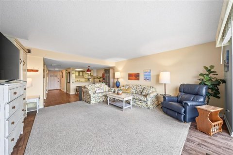 Condominio en venta en Mount Dora, Florida, 1 dormitorio, 54.35 m2 № 2235472 - foto 17
