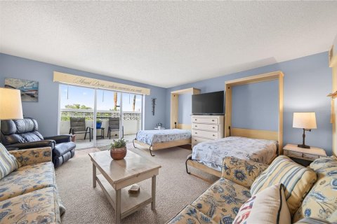 Condominio en venta en Mount Dora, Florida, 1 dormitorio, 54.35 m2 № 2235472 - foto 18