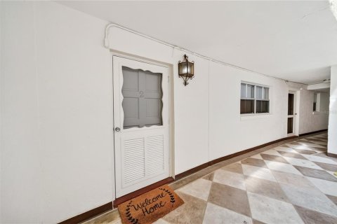 Condominio en venta en Mount Dora, Florida, 1 dormitorio, 54.35 m2 № 2235472 - foto 2