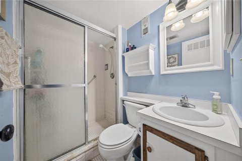 Condominio en venta en Mount Dora, Florida, 1 dormitorio, 54.35 m2 № 2235472 - foto 5