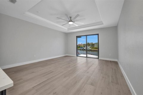 Villa ou maison à vendre à Punta Gorda, Floride: 3 chambres, 153.75 m2 № 1732232 - photo 12