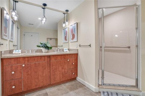 Copropriété à vendre à Orlando, Floride: 4 chambres, 186.64 m2 № 2298519 - photo 29