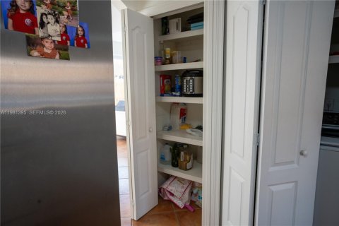 Купить таунхаус в Майами-Лейкс, Флорида 3 спальни, 134.71м2, № 2049758 - фото 10