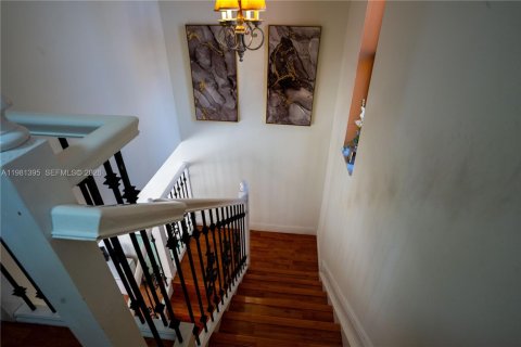 Купить таунхаус в Майами-Лейкс, Флорида 3 спальни, 134.71м2, № 2049758 - фото 16