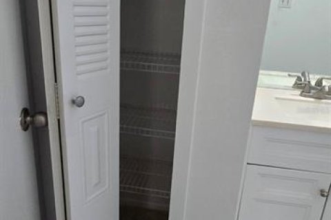 Appartement à louer à Kissimmee, Floride: 2 chambres, 84.54 m2 № 2388149 - photo 22
