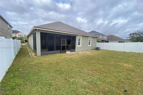 Villa ou maison à louer à Orlando, Floride: 4 chambres, 201.6 m2 № 1985889 - photo 2