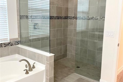 Villa ou maison à louer à Orlando, Floride: 4 chambres, 201.6 m2 № 1985889 - photo 7