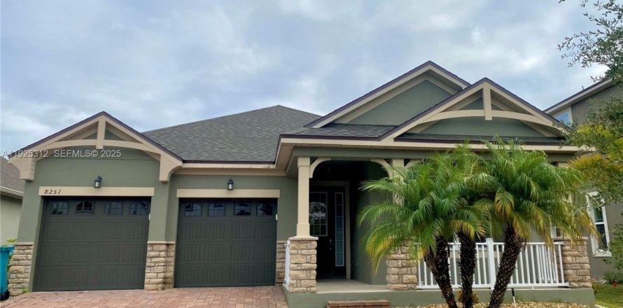 Villa ou maison à Orlando, Floride 4 chambres, 201.6 m2 № 1985889