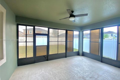 Villa ou maison à louer à Orlando, Floride: 4 chambres, 201.6 m2 № 1985889 - photo 5