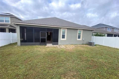 Villa ou maison à louer à Orlando, Floride: 4 chambres, 201.6 m2 № 1985889 - photo 3