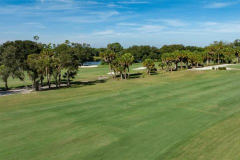 Condo in New Smyrna Beach, Florida, 2 bedrooms № 2391541 - photo 3