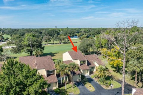 Condo in New Smyrna Beach, Florida, 2 bedrooms № 2391541 - photo 10
