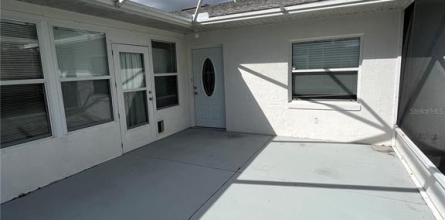 Villa ou maison à Leesburg, Floride 2 chambres, 131.74 m2 № 1899539