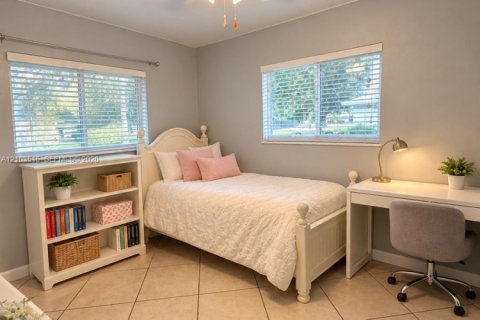 Villa ou maison à vendre à Miami, Floride: 3 chambres, 125.6 m2 № 2409125 - photo 24