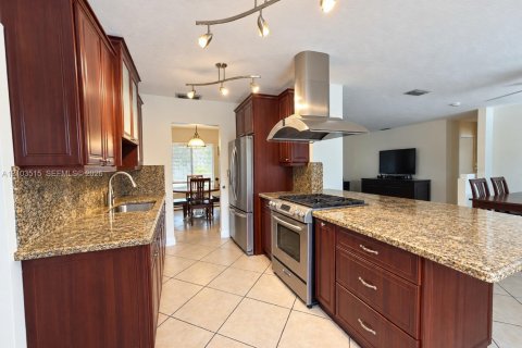 Villa ou maison à vendre à Miami, Floride: 3 chambres, 125.6 m2 № 2409125 - photo 20