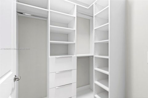 Купить таунхаус в Форт-Лодердейл, Флорида 3 спальни, 196.95м2, № 2022409 - фото 10