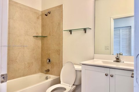 Купить таунхаус в Хомстед, Флорида 3 спальни, 138.24м2, № 2245919 - фото 13
