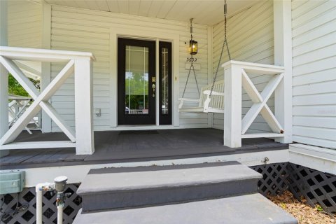 House in Tampa, Florida 3 bedrooms, 113.99 sq.m. № 2151870 - photo 4