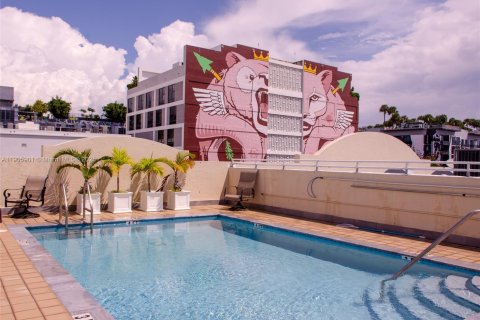 Condo in Miami, Florida, 1 bedroom  № 2081981 - photo 8