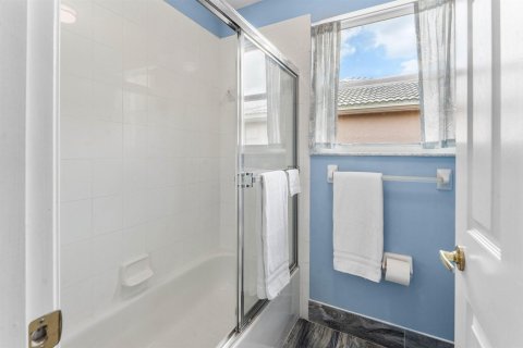 Купить виллу или дом в Ройял-Палм-Бич, Флорида 11 комнат, 265.42м2, № 2261082 - фото 27