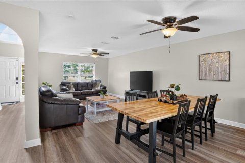 Casa en venta en Palm Coast, Florida, 3 dormitorios, 188.96 m2 № 2424035 - foto 11