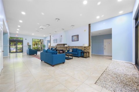 Condo in Lauderhill, Florida, 1 bedroom  № 1952779 - photo 18