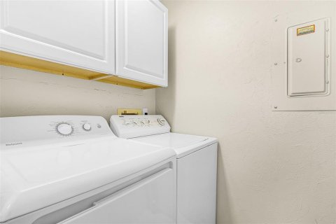 Купить кондоминиум в Пунта-Горда, Флорида 6 комнат, 154.22м2, № 2432692 - фото 24