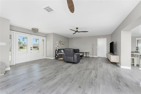 Villa ou maison à vendre à Punta Gorda, Floride: 3 chambres, 201.13 m2 № 2139886 - photo 7