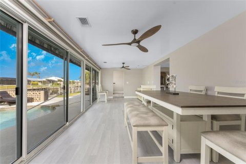 Villa ou maison à vendre à Punta Gorda, Floride: 3 chambres, 201.13 m2 № 2139886 - photo 17