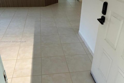 Condominio en alquiler en Doral, Florida, 3 dormitorios, 98.48 m2 № 2049729 - foto 20