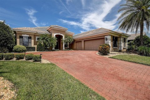 Casa en venta en Dade City, Florida, 4 dormitorios, 289.95 m2 № 1805815 - foto 6