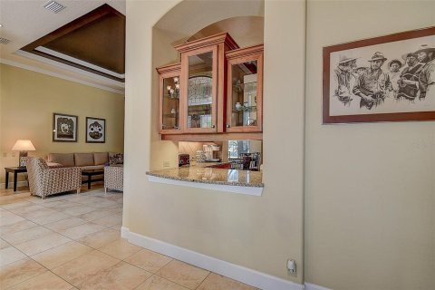 Casa en venta en Dade City, Florida, 4 dormitorios, 289.95 m2 № 1805815 - foto 17