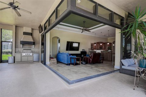 Casa en venta en Dade City, Florida, 4 dormitorios, 289.95 m2 № 1805815 - foto 29