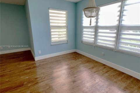 Copropriété à louer à Sunrise, Floride: 2 chambres, 98.94 m2 № 1923950 - photo 11