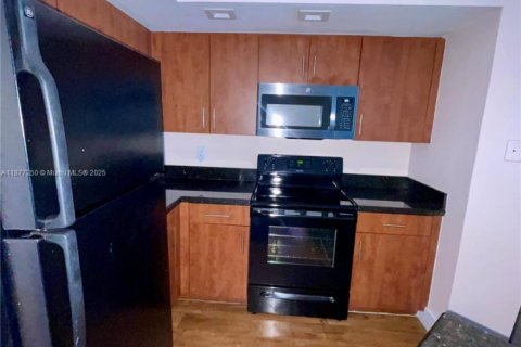 Copropriété à louer à Sunrise, Floride: 2 chambres, 98.94 m2 № 1923950 - photo 5