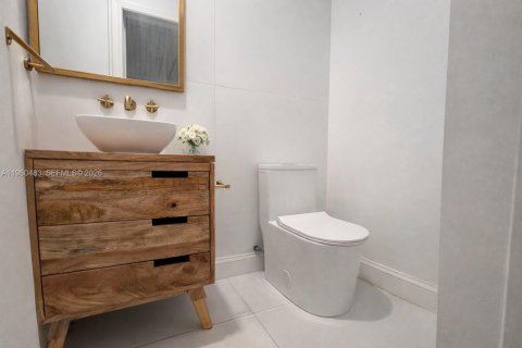 Casa en venta en Coral Gables, Florida, 3 dormitorios, 272.76 m2 № 2023838 - foto 14