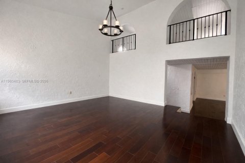 Casa en venta en Coral Gables, Florida, 3 dormitorios, 272.76 m2 № 2023838 - foto 13