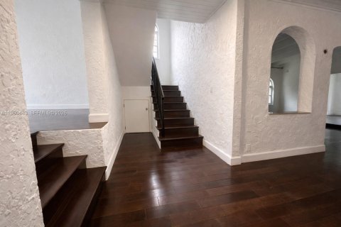 Casa en venta en Coral Gables, Florida, 3 dormitorios, 272.76 m2 № 2023838 - foto 19