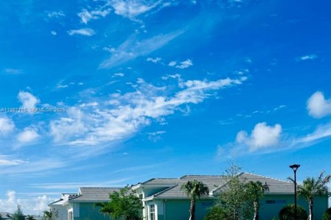 Снять в аренду виллу или дом в Уэстлейк, Флорида 3 спальни, № 2046554 - фото 26