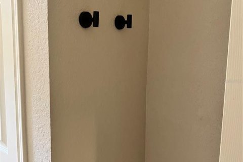 Condo in Orlando, Florida, 1 bedroom  № 1573976 - photo 30