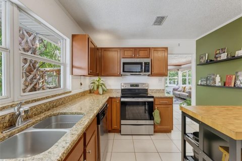 Villa ou maison à vendre à Zephyrhills, Floride: 3 chambres, 151.43 m2 № 2206756 - photo 24
