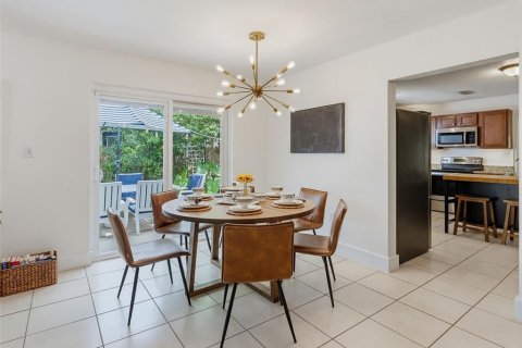 Villa ou maison à vendre à Zephyrhills, Floride: 3 chambres, 151.43 m2 № 2206756 - photo 11